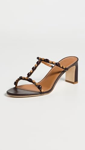 Minimal Heeled Sandals for Modern Resort Style