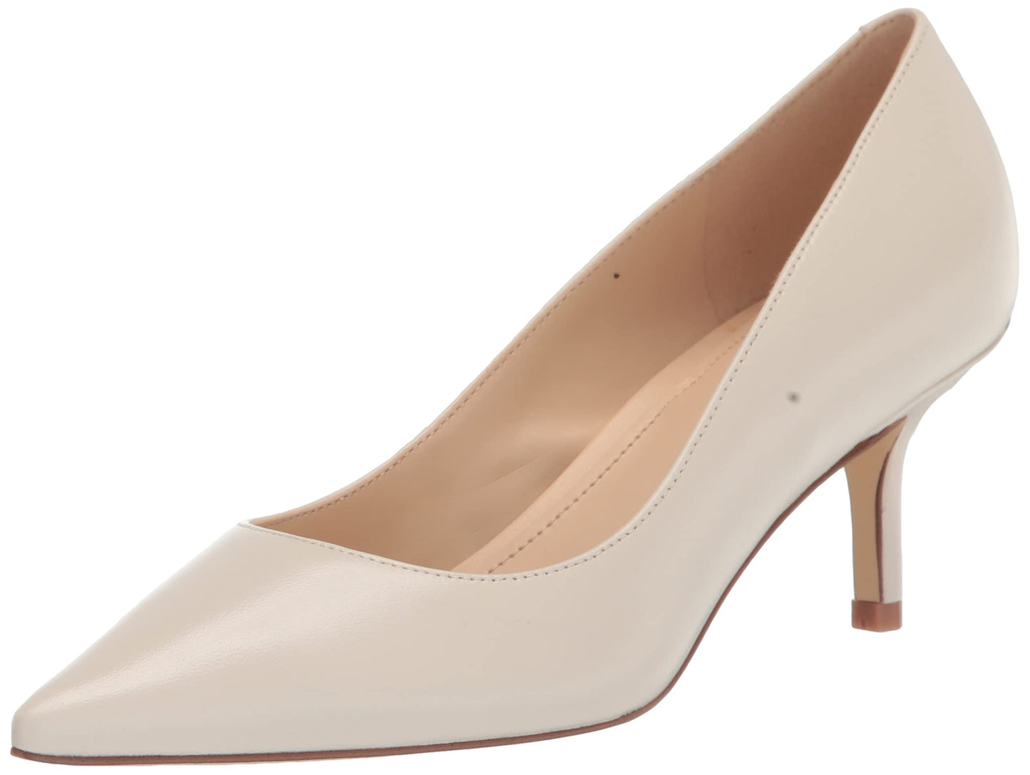 Minimal Pointed Toe Pumps for Elegant Occasions