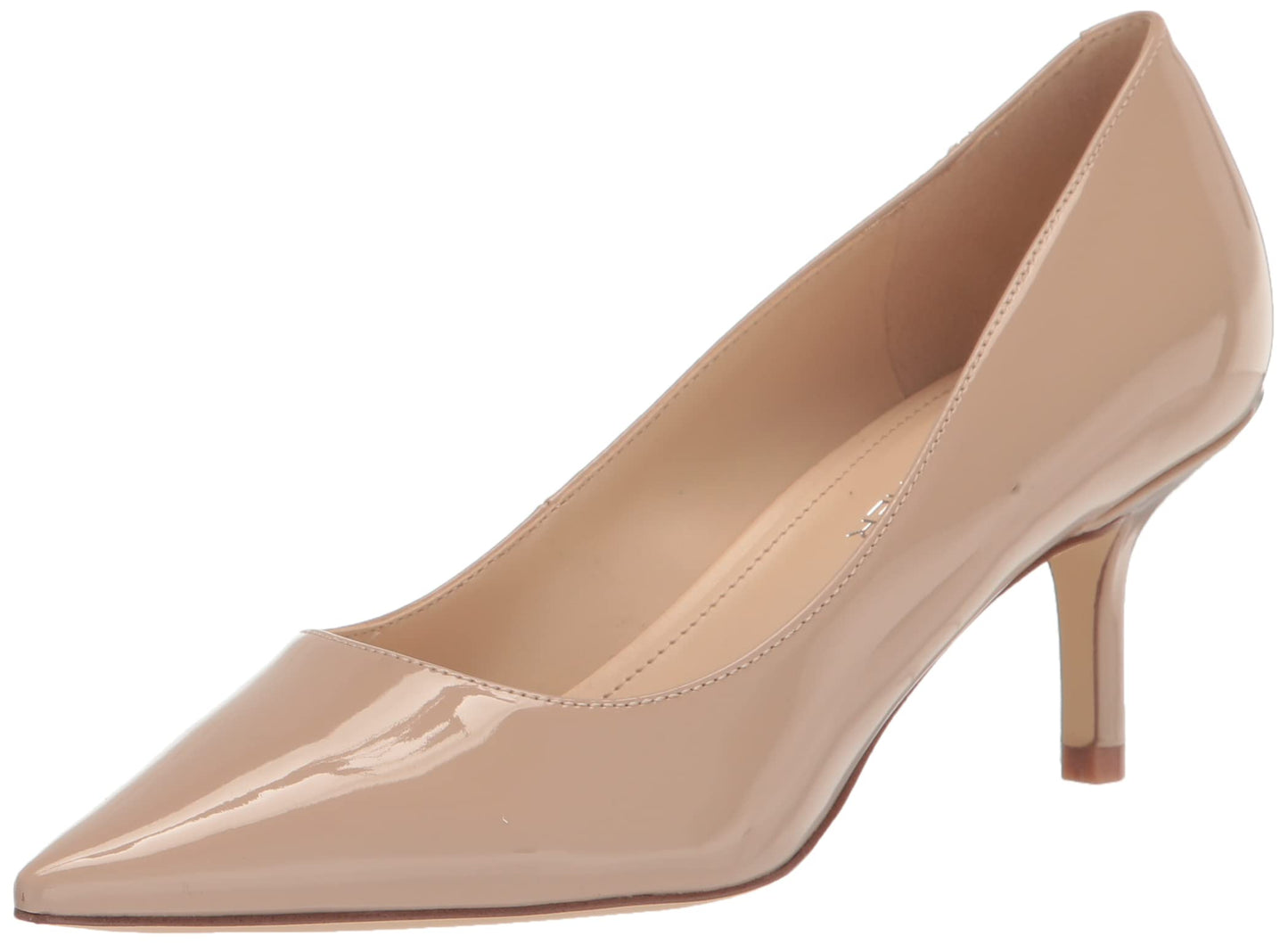 Minimal Pointed Toe Pumps for Elegant Occasions