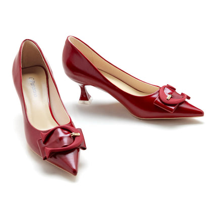 Minimal Kitten Heel Pumps for Elegant Daily Wear