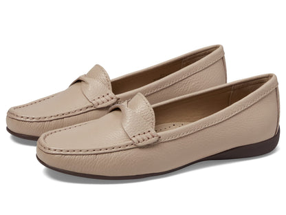 Marc Joseph New York Womens Beverley Road Loafers