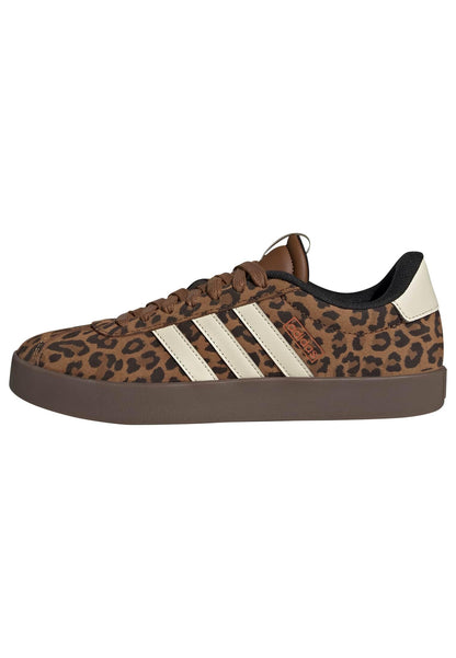 Retro Court Style Casual Sneakers